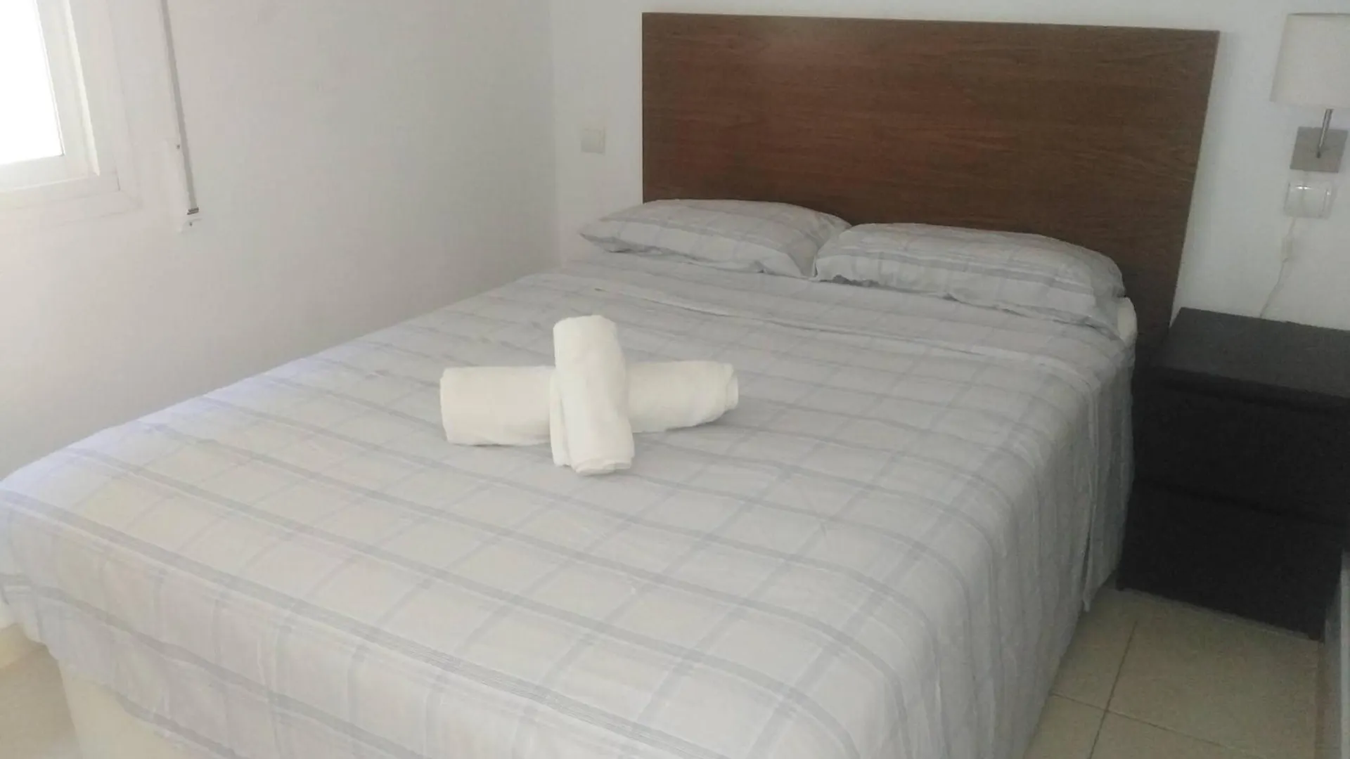 2 Bed Gf Apt Near Puerto Banus Marbella