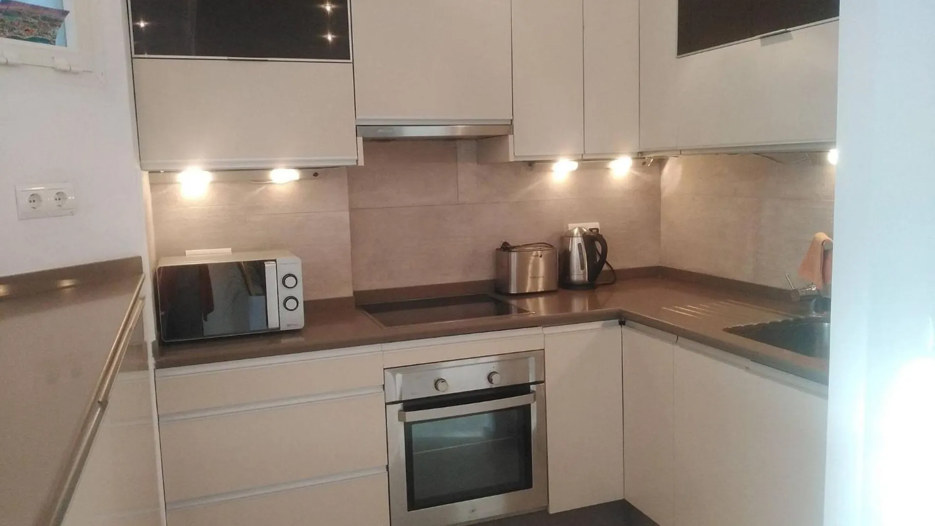 Apartment 2 Bed Gf Apt Near Puerto Banus Marbella Spain